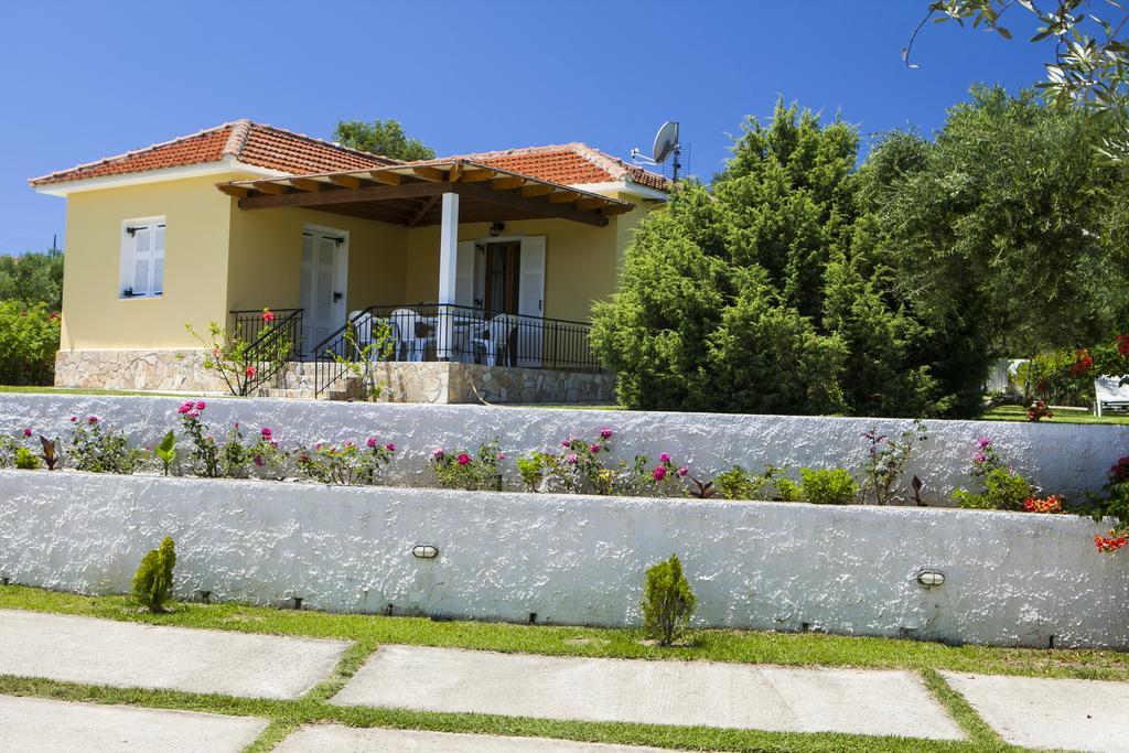 Thermanti Villas สปาร์เชีย ภายนอก รูปภาพ