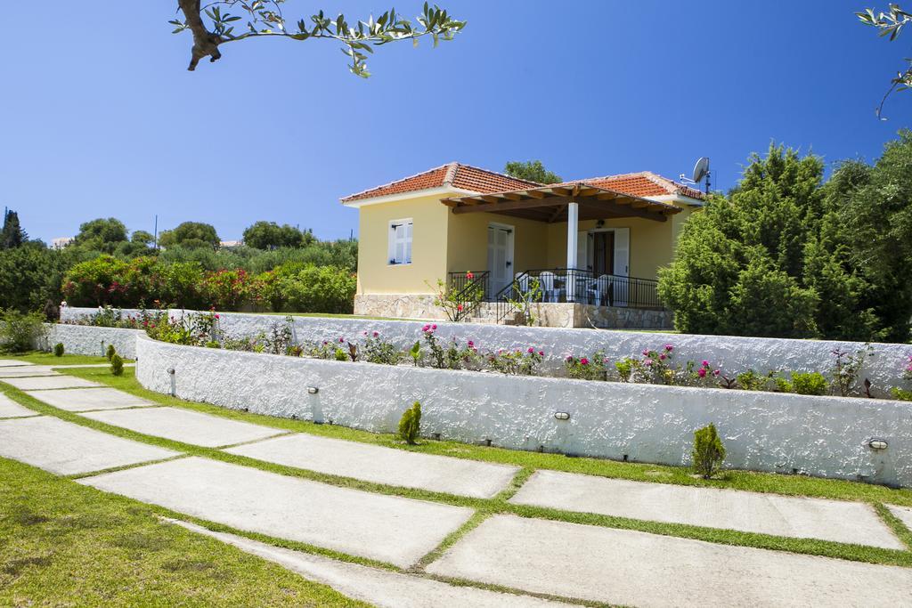 Thermanti Villas สปาร์เชีย ภายนอก รูปภาพ