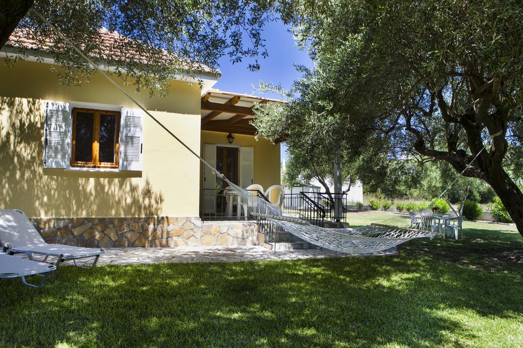 Thermanti Villas สปาร์เชีย ภายนอก รูปภาพ