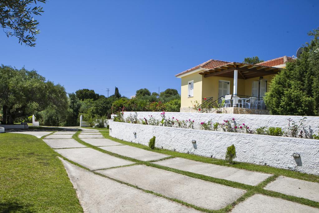 Thermanti Villas สปาร์เชีย ภายนอก รูปภาพ