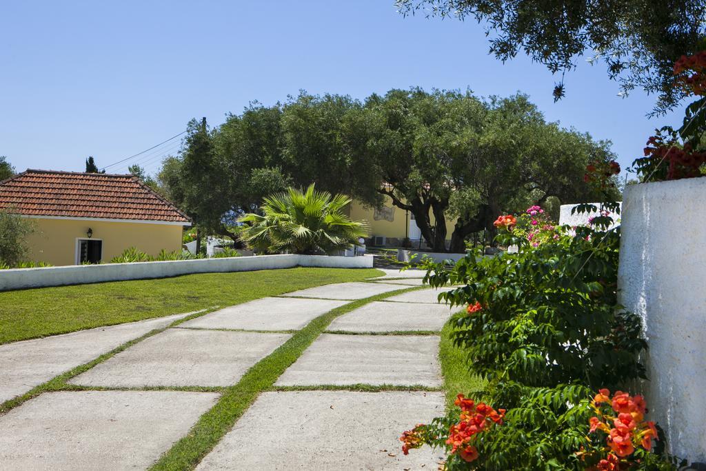 Thermanti Villas สปาร์เชีย ภายนอก รูปภาพ