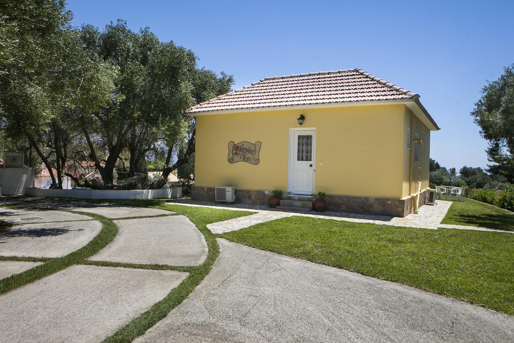 Thermanti Villas สปาร์เชีย ภายนอก รูปภาพ