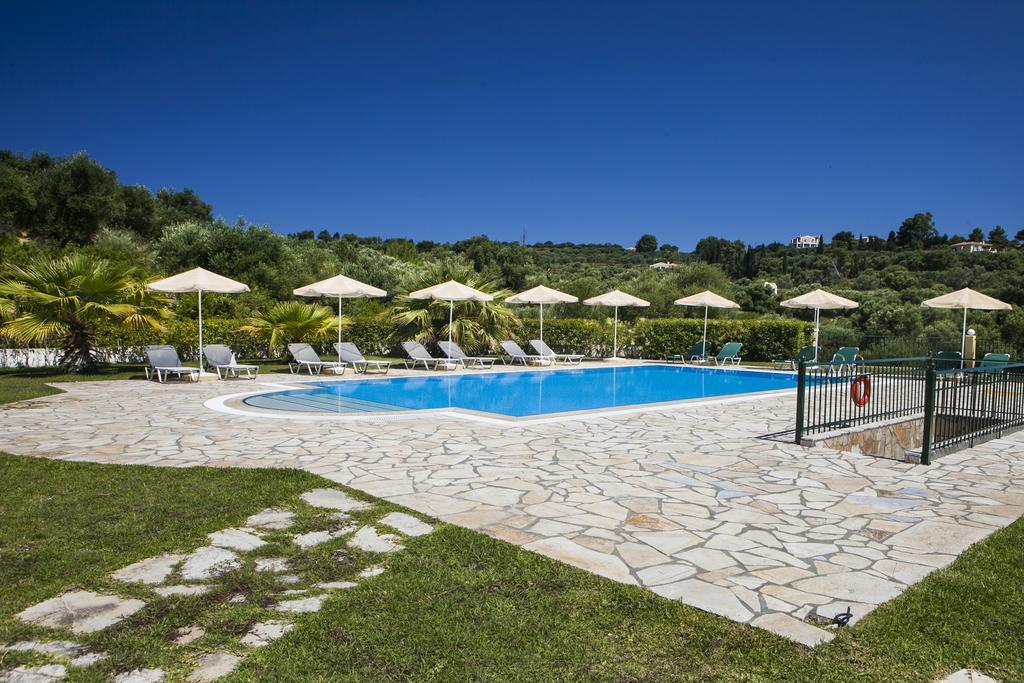 Thermanti Villas สปาร์เชีย ภายนอก รูปภาพ