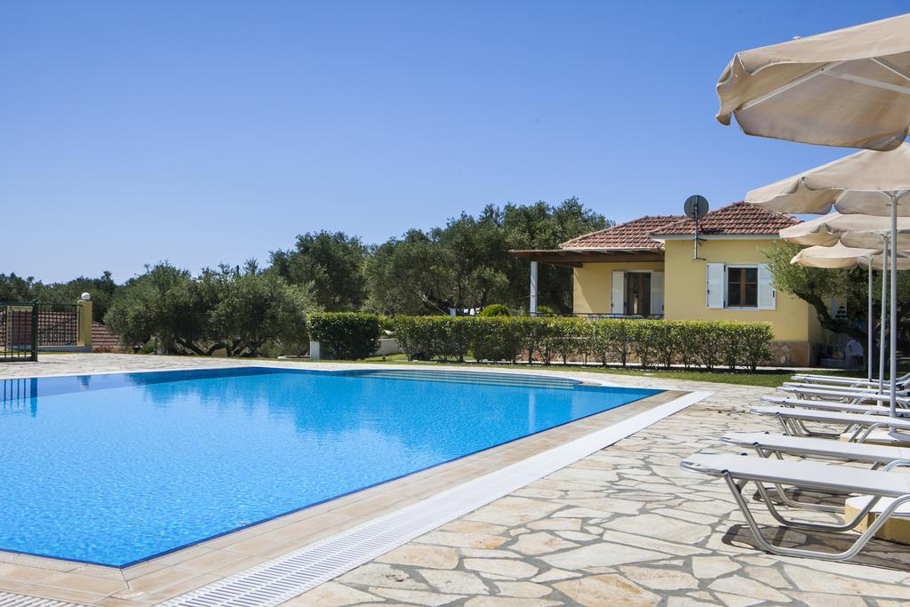 Thermanti Villas สปาร์เชีย ภายนอก รูปภาพ